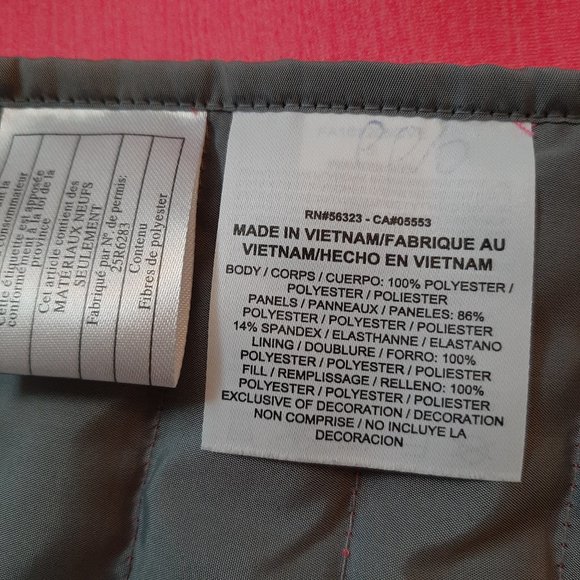 NIke Golf Women's Vest (Hot Pink) - Picture 4 of 5